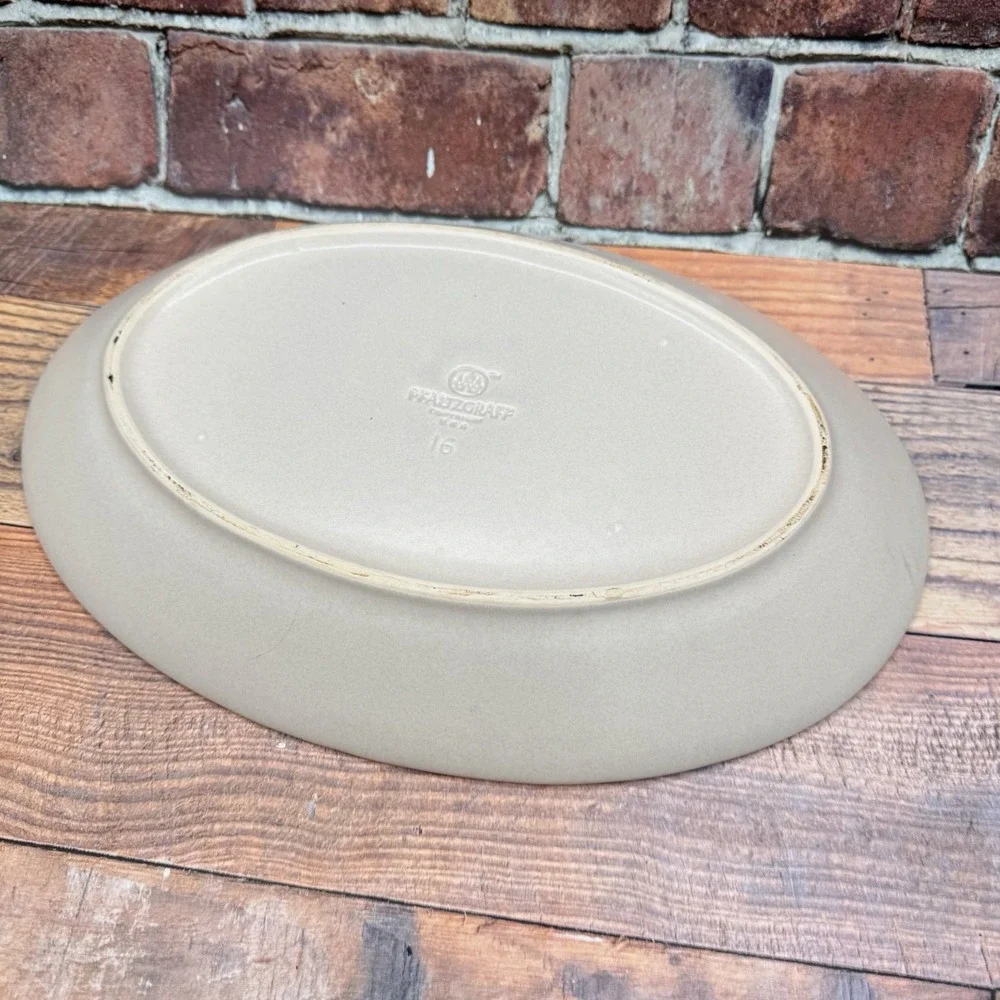 Pfaltzgraff Yorktowne Oval Serving Platter Country Farmhouse Vintage Stoneware